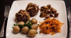 beef patty with crispy onions